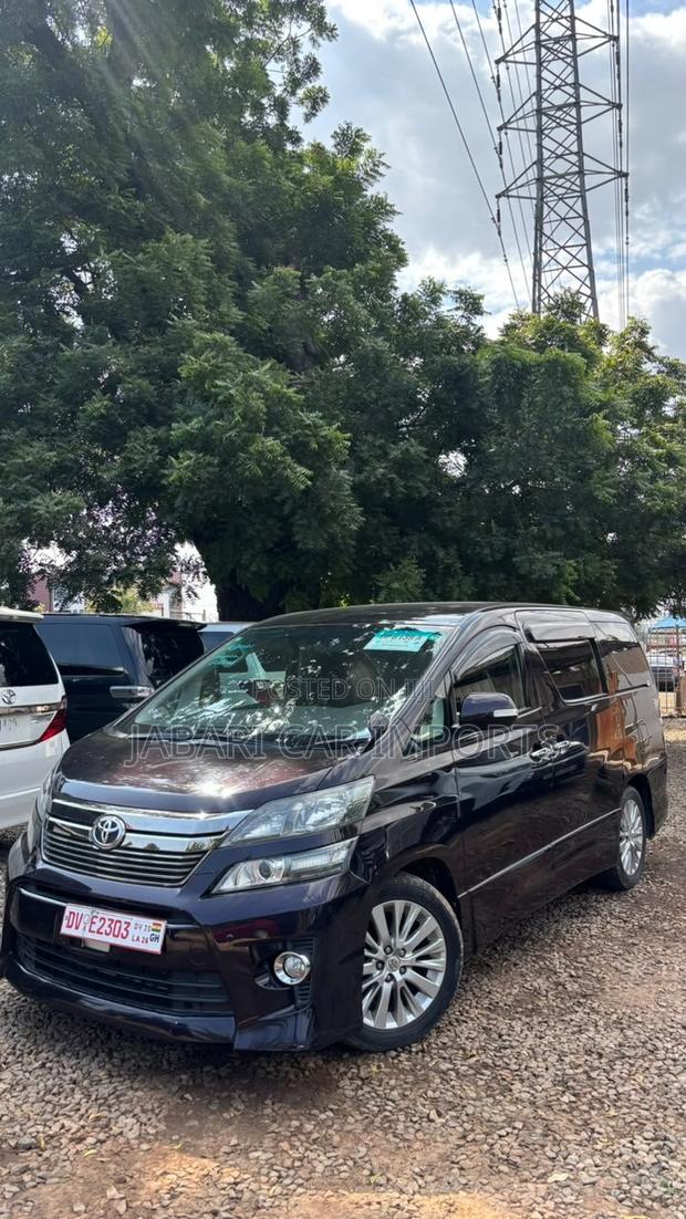 Toyota Alphard 2016 Black