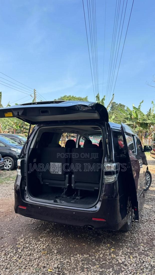 Toyota Alphard 2016 Black