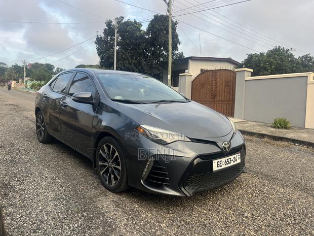 Toyota Corolla 2017 Gray
