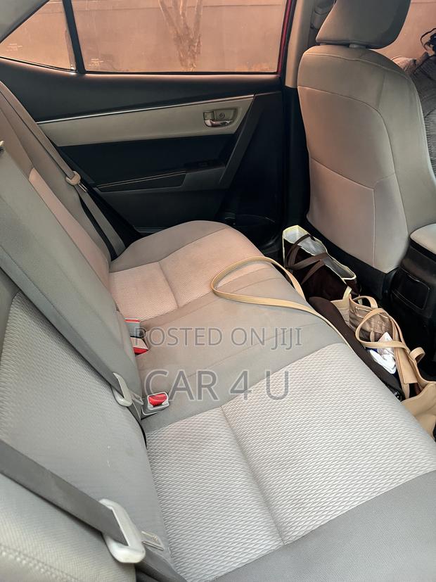Toyota Corolla LE 4dr Sedan (1.8L 4cyl CVT) 2015 Red