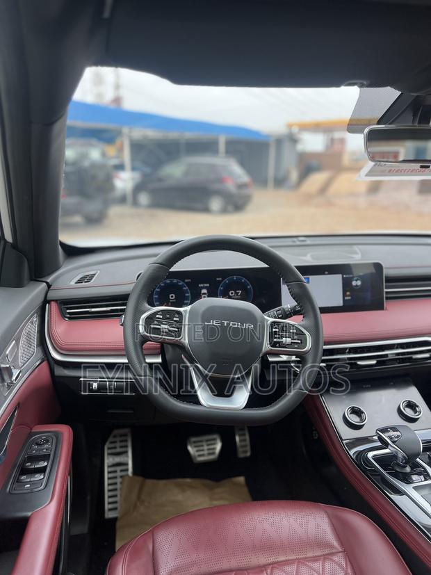 Jetour X70 Plus 2024 White