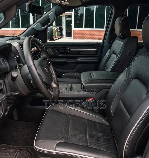 Dodge RAM 1500 5.7 Petrol AWD 2022 Black