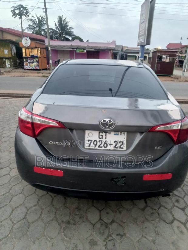 Toyota Corolla LE Plus 4dr Sedan (1.8L 4cyl CVT) 2016 Gray