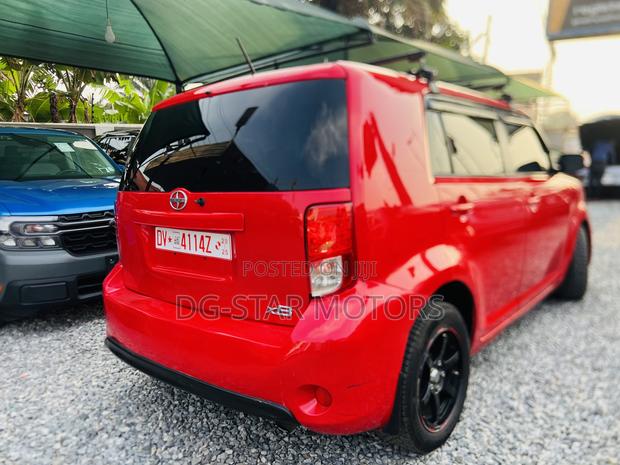 Toyota Sienta 1.5 FWD 2015 Red