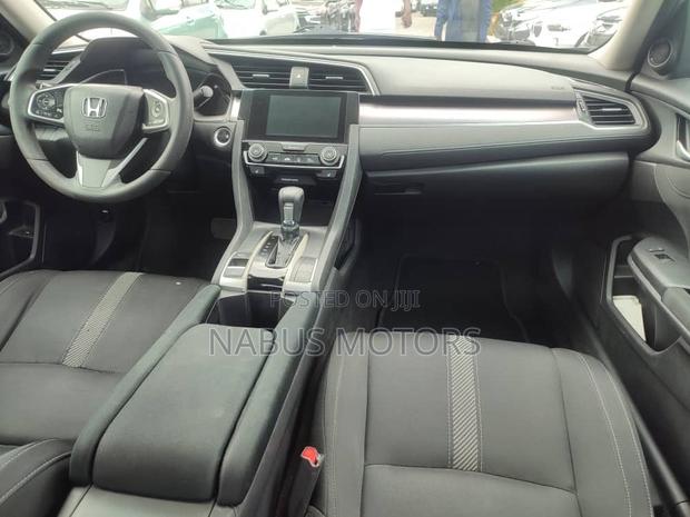 Honda Civic EX-L Sedan 2019 Silver