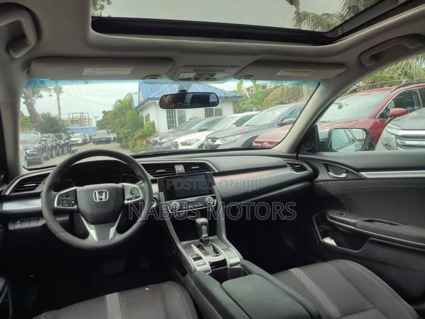 Honda Civic EX-L Sedan 2019 Silver