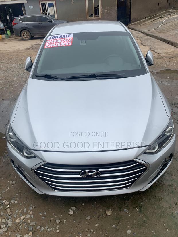 Hyundai Elantra Sport Sedan FWD (1.6L 4cyl 6M) 2017 Silver