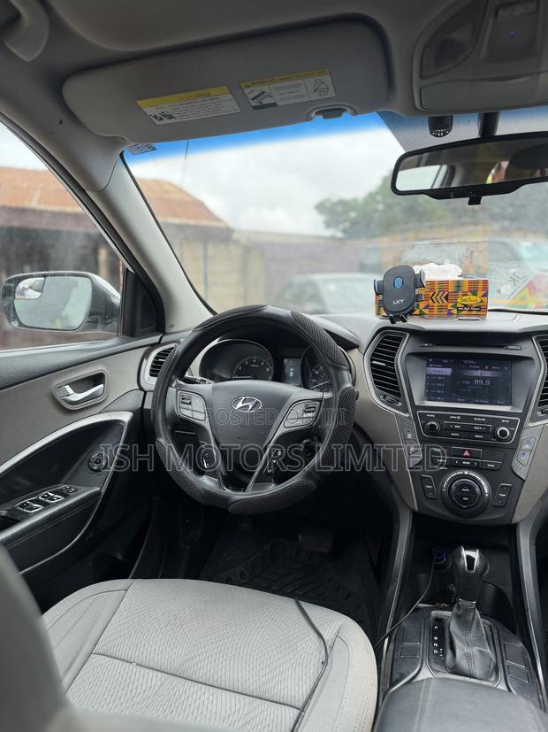 Hyundai Santa Fe Limited Ultimate AWD 2017 White