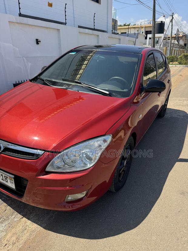 Hyundai i30 1.6 2008 Red