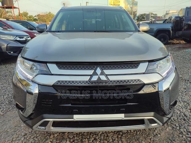 Mitsubishi Outlander SEL AWC 2019 Gray