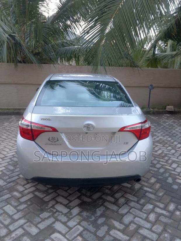 Toyota Corolla LE Plus 4dr Sedan (1.8L 4cyl CVT) 2016 Silver