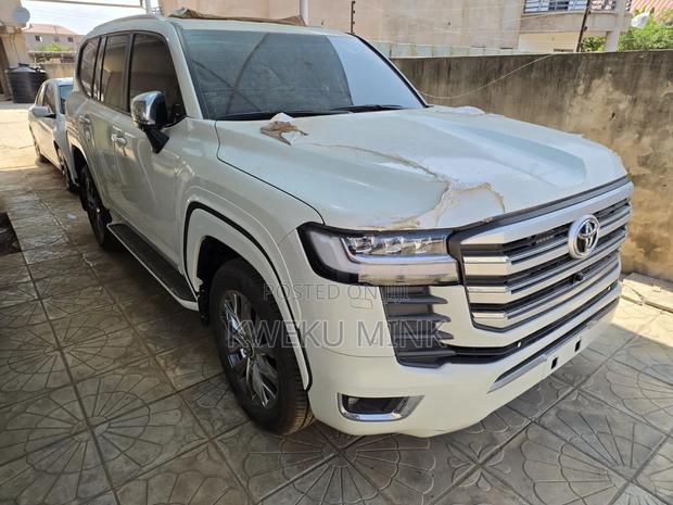 New Toyota Land Cruiser 2025 White