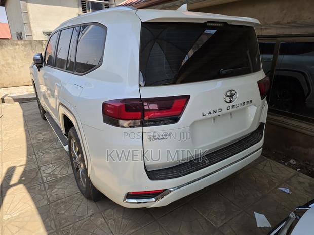 New Toyota Land Cruiser 2025 White
