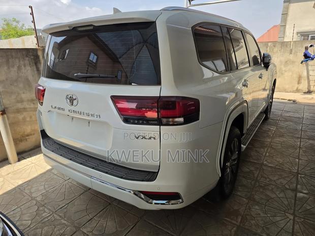 New Toyota Land Cruiser 2025 White