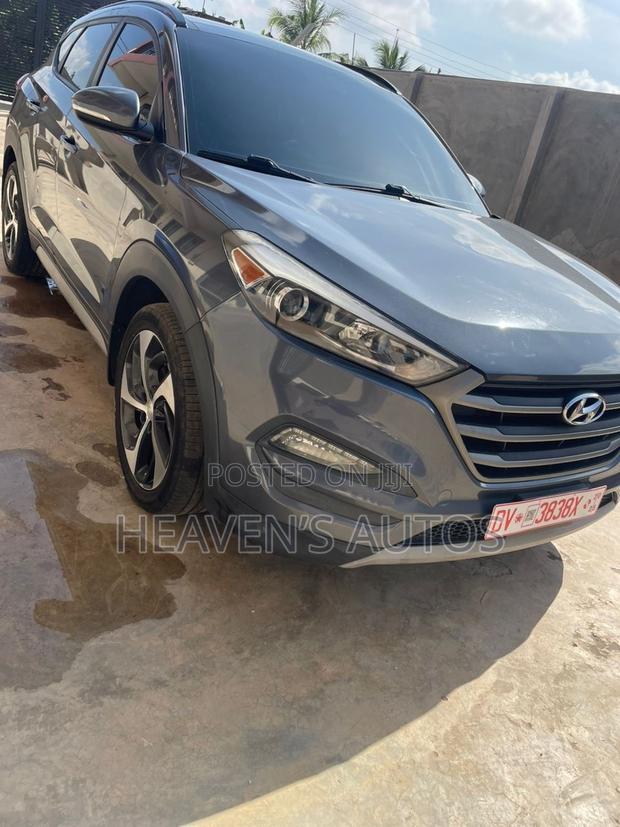 Hyundai Tucson 2017 Gray