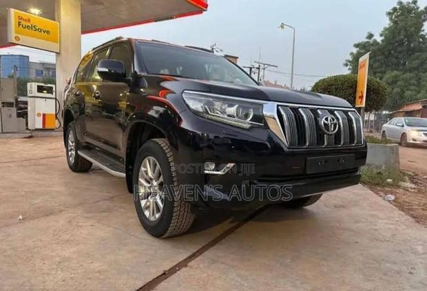 Toyota Land Cruiser Prado 2021 Black