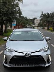 Toyota Corolla SE 4dr Sedan (1.8L 4cyl CVT) 2017 Silver for sale