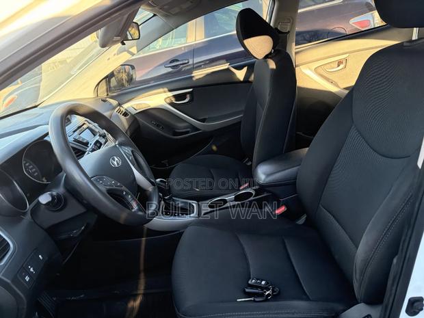 Hyundai Elantra 2015 White