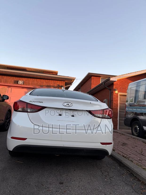 Hyundai Elantra 2015 White