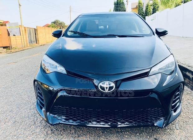 Toyota Corolla 2015 Black