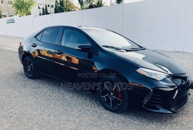 Toyota Corolla 2015 Black