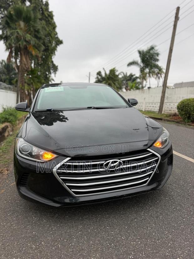 Hyundai Elantra SE 2018 Black