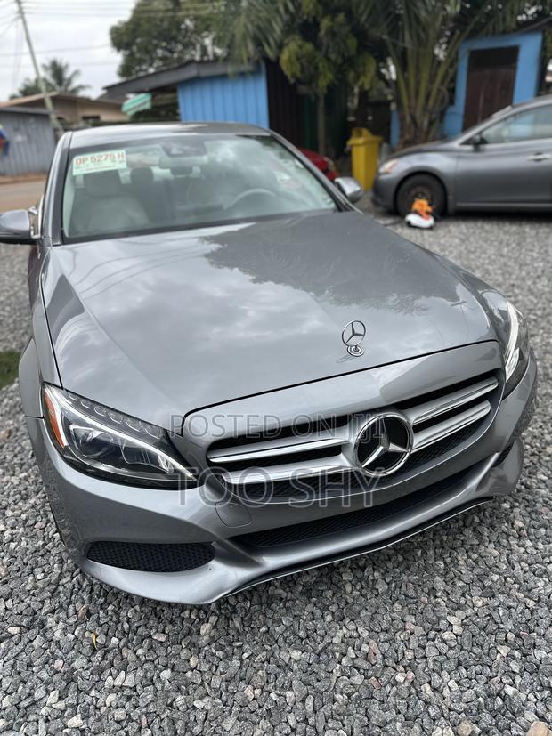 Mercedes-Benz C300 2016 Silver