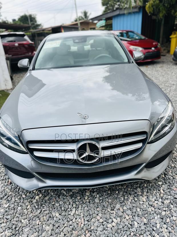 Mercedes-Benz C300 2016 Silver
