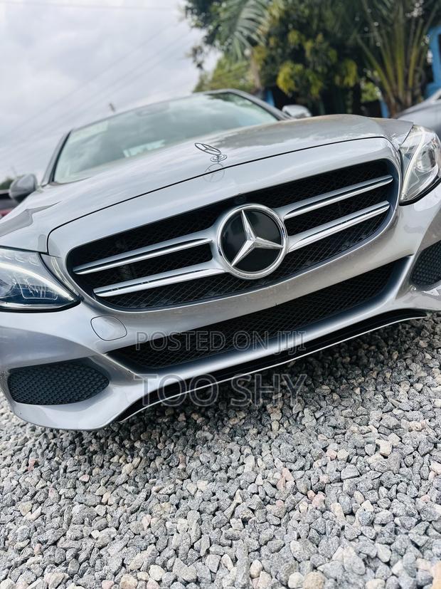 Mercedes-Benz C300 2016 Silver