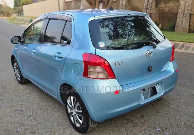 Toyota Vitz 2007