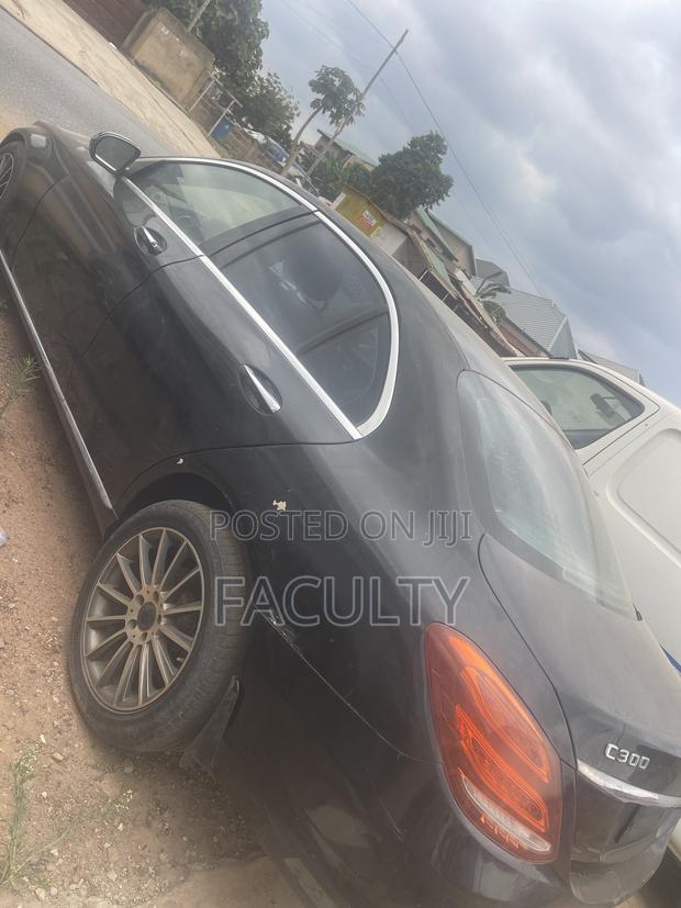 Mercedes-Benz C300 Luxury 4Matic Sedan AWD (2.0L 4cyl 7A) 2016 Black