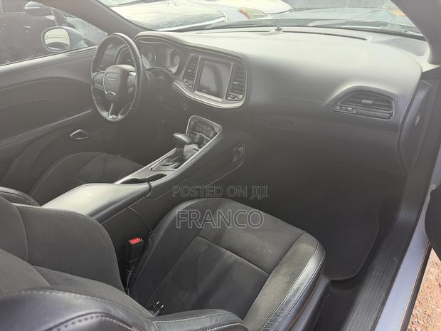 Dodge Challenger GT 2022 Gray