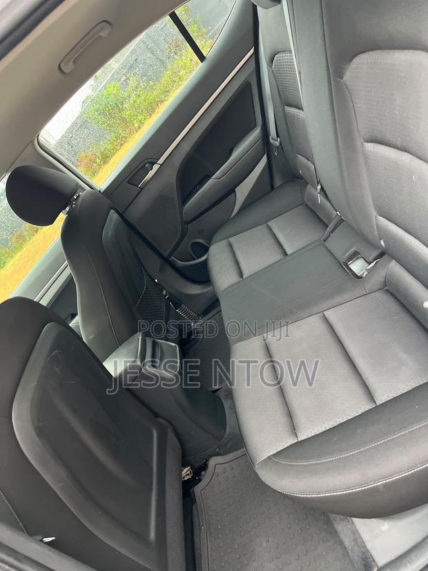 Hyundai Elantra 2017 White