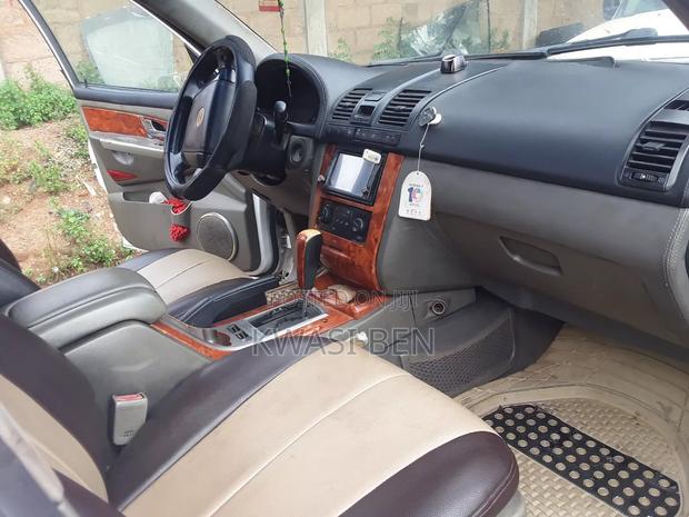 SsangYong Rexton 2005 White