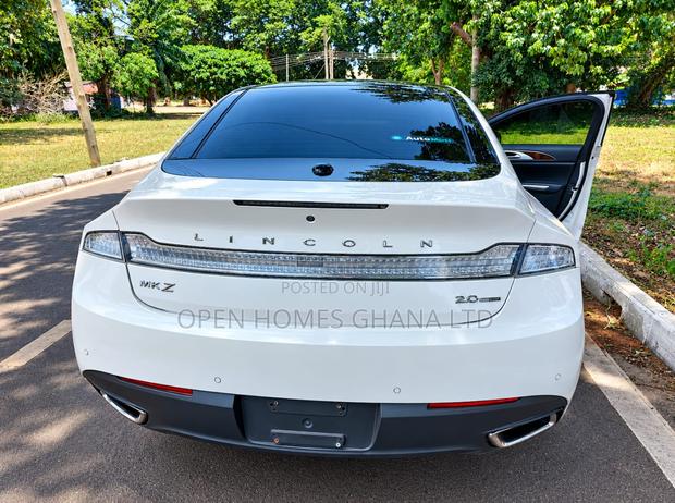 Lincoln MKZ 2016 White