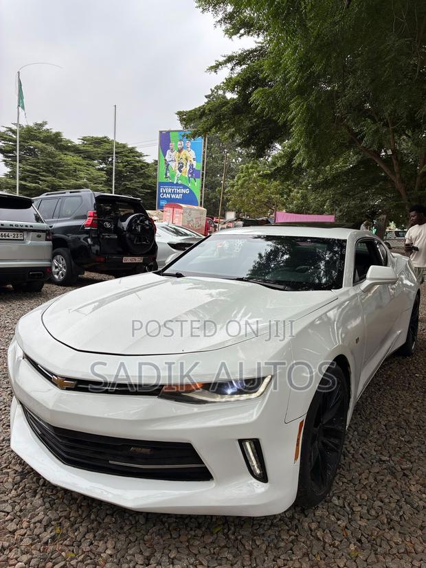 Chevrolet Camaro 2017 White
