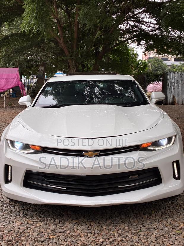 Chevrolet Camaro 2017 White