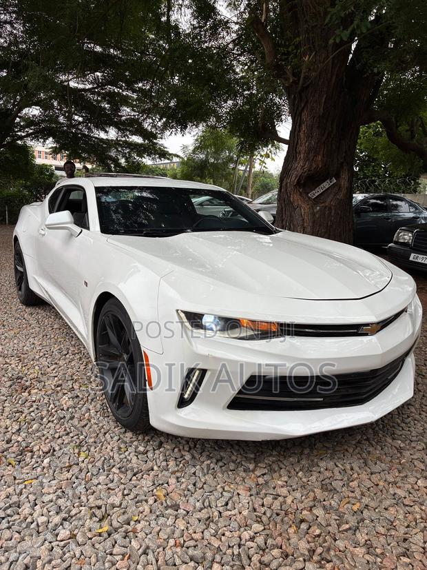 Chevrolet Camaro 2017 White
