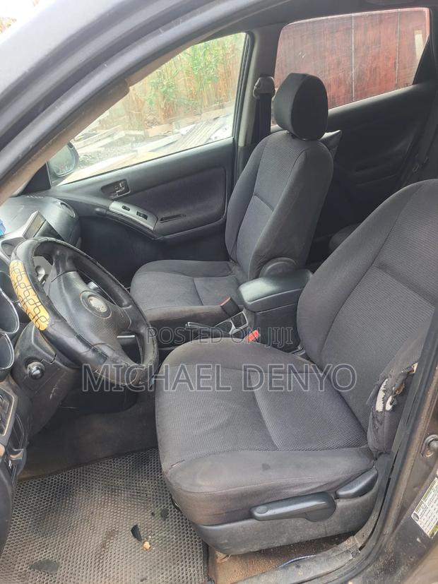 Pontiac Vibe AWD 2006 Gray