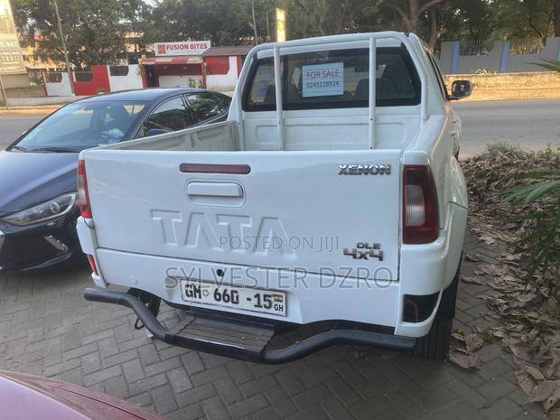 Tata Xenon 2014 White