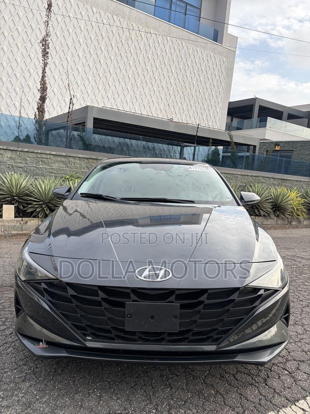Hyundai Elantra 2023 Matt Black