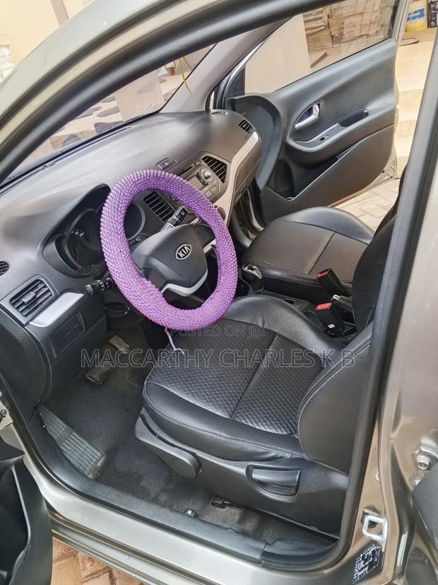 Kia Morning 2012 Beige