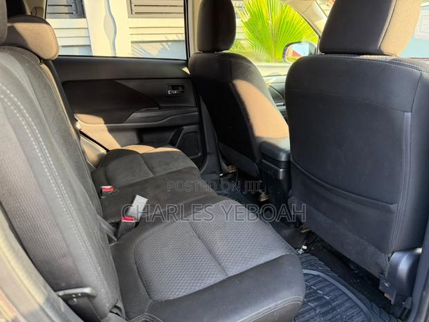 Mitsubishi Outlander SE AWC 2016 Gray