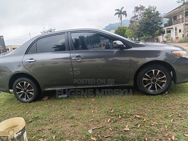 Toyota Corolla 2013 Gray