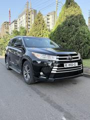 Toyota Highlander XLE 4x4 V6 (3.5L 6cyl 8A) 2018 Black for sale