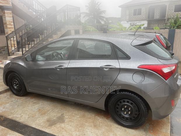 Hyundai Elantra Sport Sedan FWD (2.0L 4cyl 6A) 2016 Gray