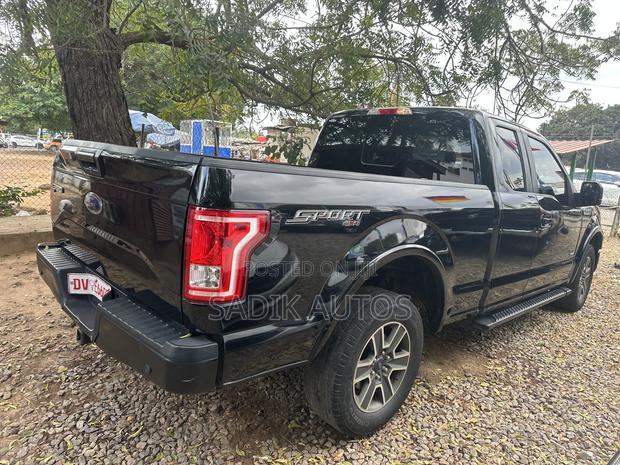 Ford F-150 2016 Black