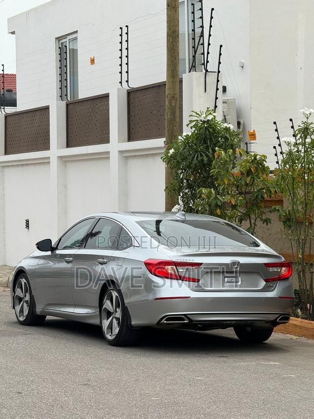 Honda Accord Touring 2.0T 2020 Gray