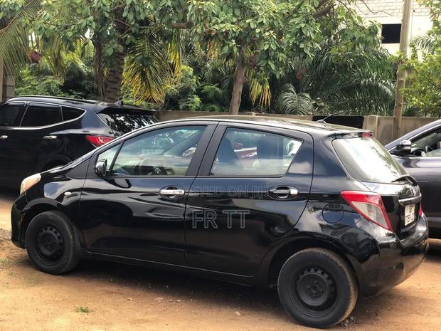 Toyota Yaris 2013 Black