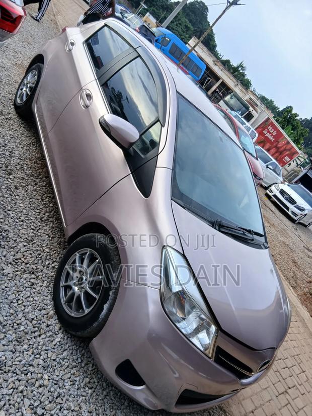 Toyota Vitz 2013 Gray